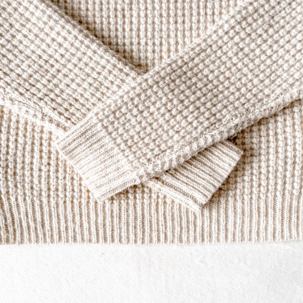 *SOLD* NWOT Wilfred Turtleneck Knit Sweater - Picture 2 of 15